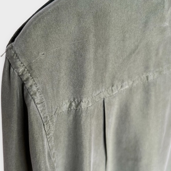 EQUIPMENT Silk Femme Signature Blouse - Picture 7 of 9